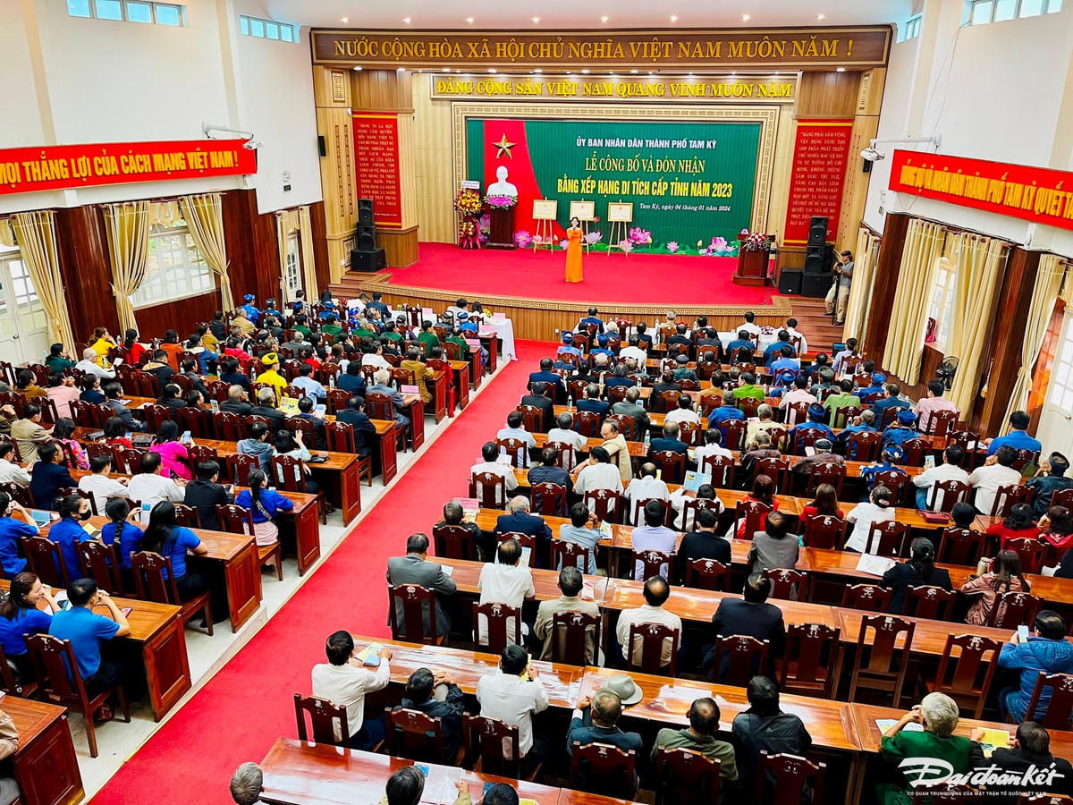 W_cong-bao-1.jpg