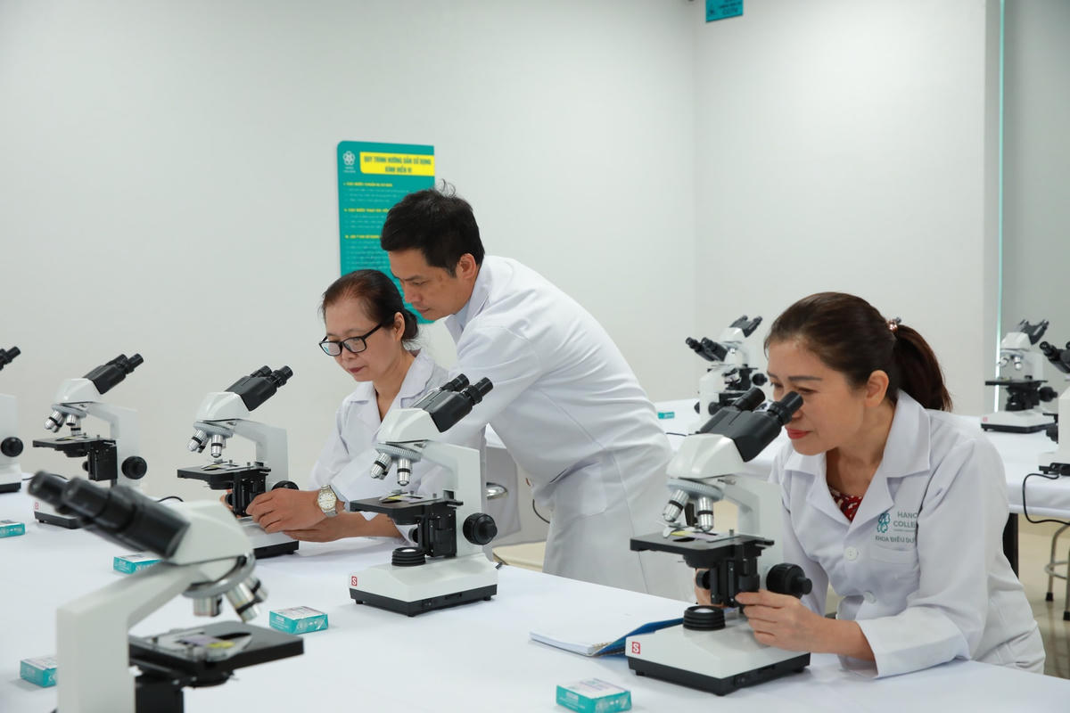 Sinh viên Trường Cao đẳng Hà Nội được thực hành 70% thời lượng.