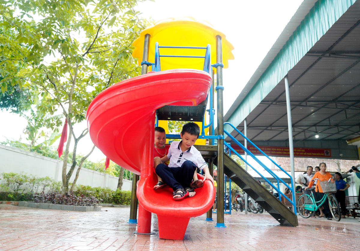 Hà Tĩnh: Người dân phấn khởi với mô hình Nhà văn hoá cộng đồng - ngôi nhà trí tuệ