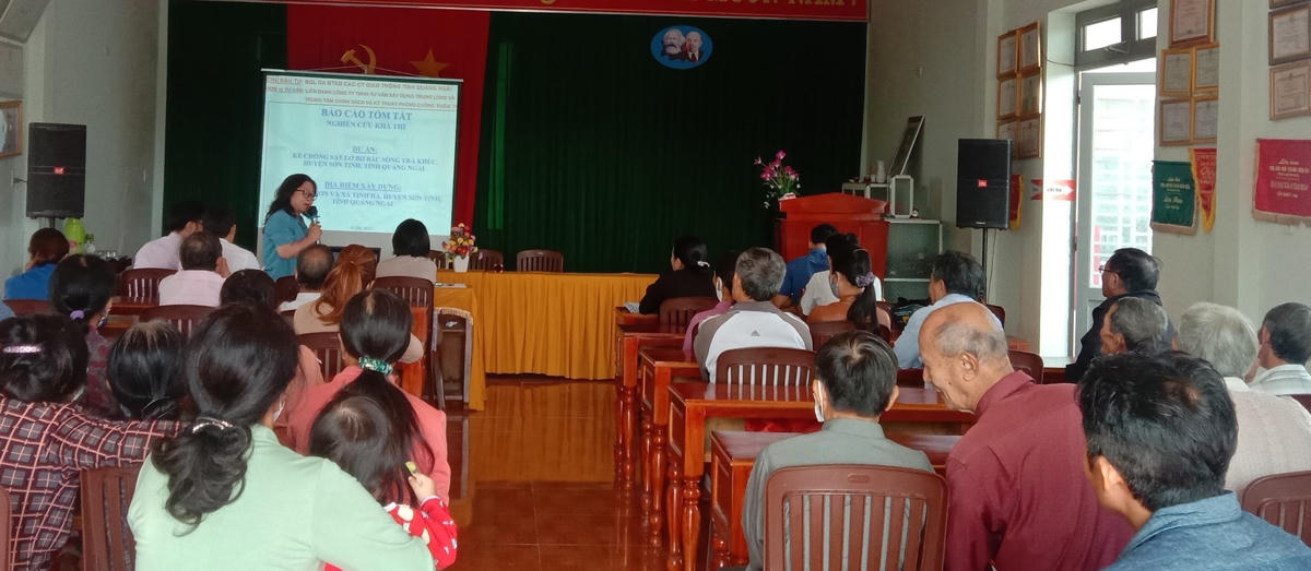 Quang cảnh Hội nghị lấy ý kiến người dân về Dự án kè chống sạt lở sông Trà Khúc