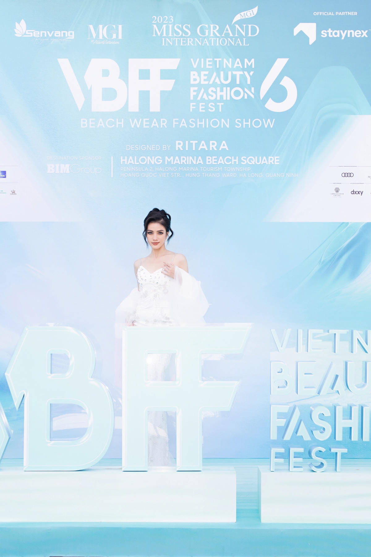 Chương trình có sự tham gia của Minh Nhàn, Tâm Như - Á hậu 2 và Á hậu 4 Miss Grand Vietnam 2023. Là những người đẹp bước ra từ Miss Grand, hai cô nàng nhận được nhiều lời khen bởi vẻ ngoài sắc sảo hút mắt và nhan sắc thăng hạng chỉ sau đăng quang 2 tháng.
