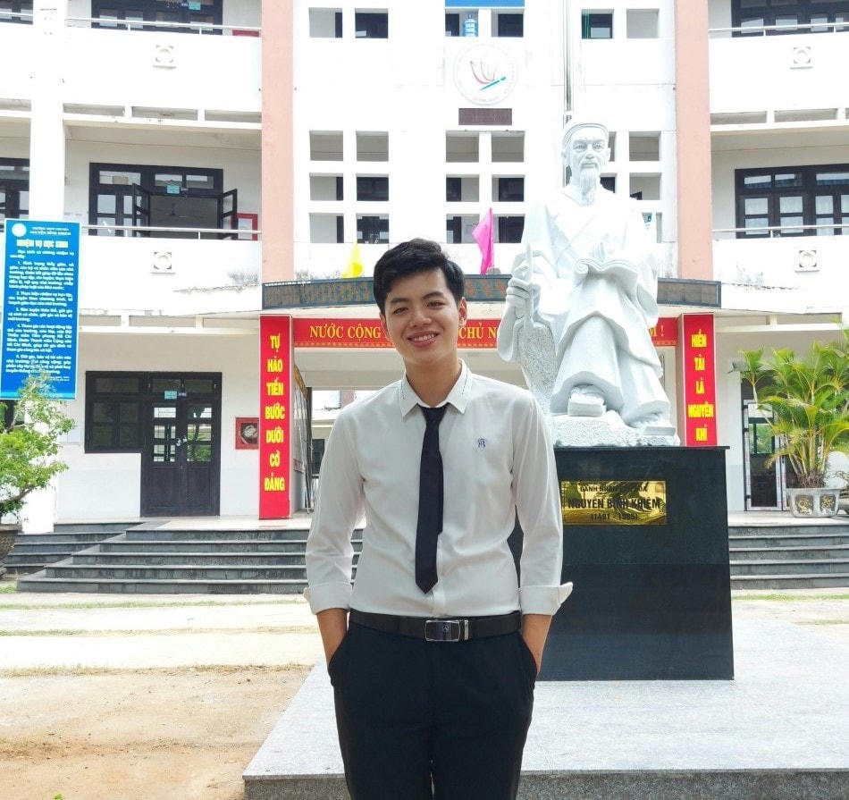 La Nguyễn Gia Huy chia sẻ về cách học môn Lịch sử đạt điểm cao.