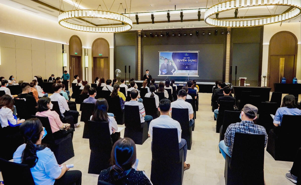 NovaGroup thường xuyên tổ chức các ngày hội tuyển dụng quy mô lớn tại các địa phương.
