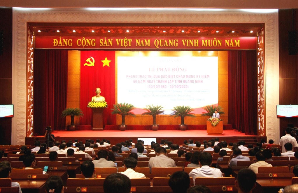 Quang cảnh buổi lễ.