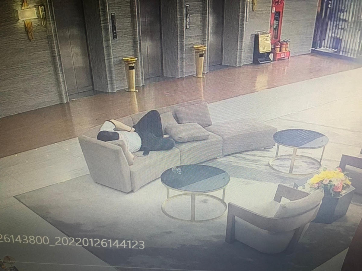 Nhóm đòi nợ được cho là của DN Kim Ngân diễn ra trong nhiều ngày giáp Tết Nguyên đán năm 2022.