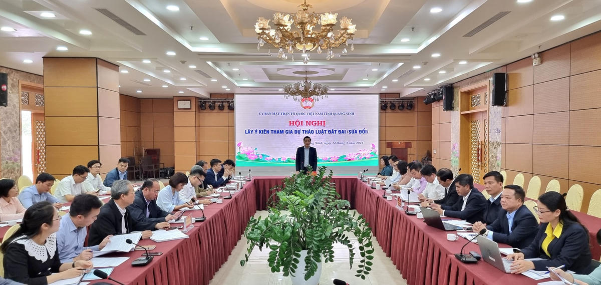 Toàn cảnh Hội nghị.