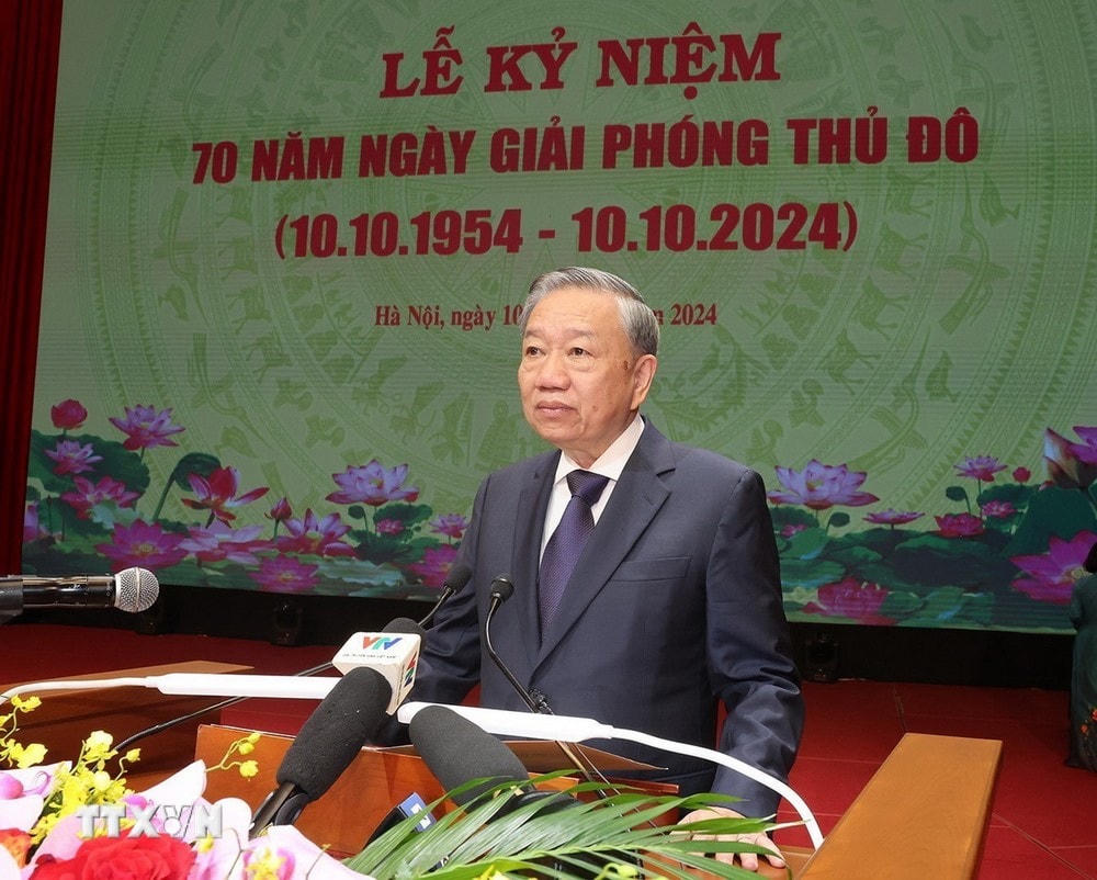 ttxvn_le ky niem 70 nam giai phong thu do (6).jpg