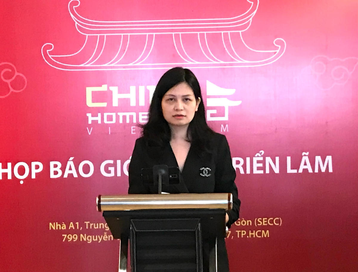Bà Đặng Thanh Phương, đại diện Bộ Công Thương phát biểu tại buổi họp báo.