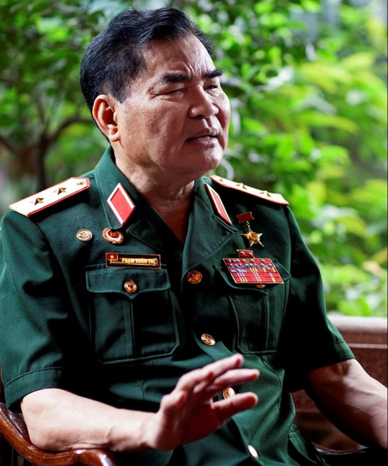 Học tập và làm theo tư tưởng, đạo đức, phong cách Hồ Chí Minh: Luôn tự soi, tự sửa!