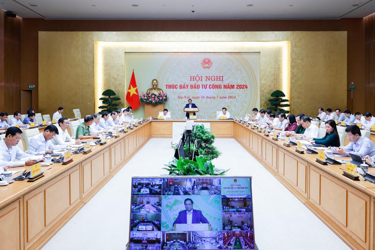 anh-bai-tren.jpg