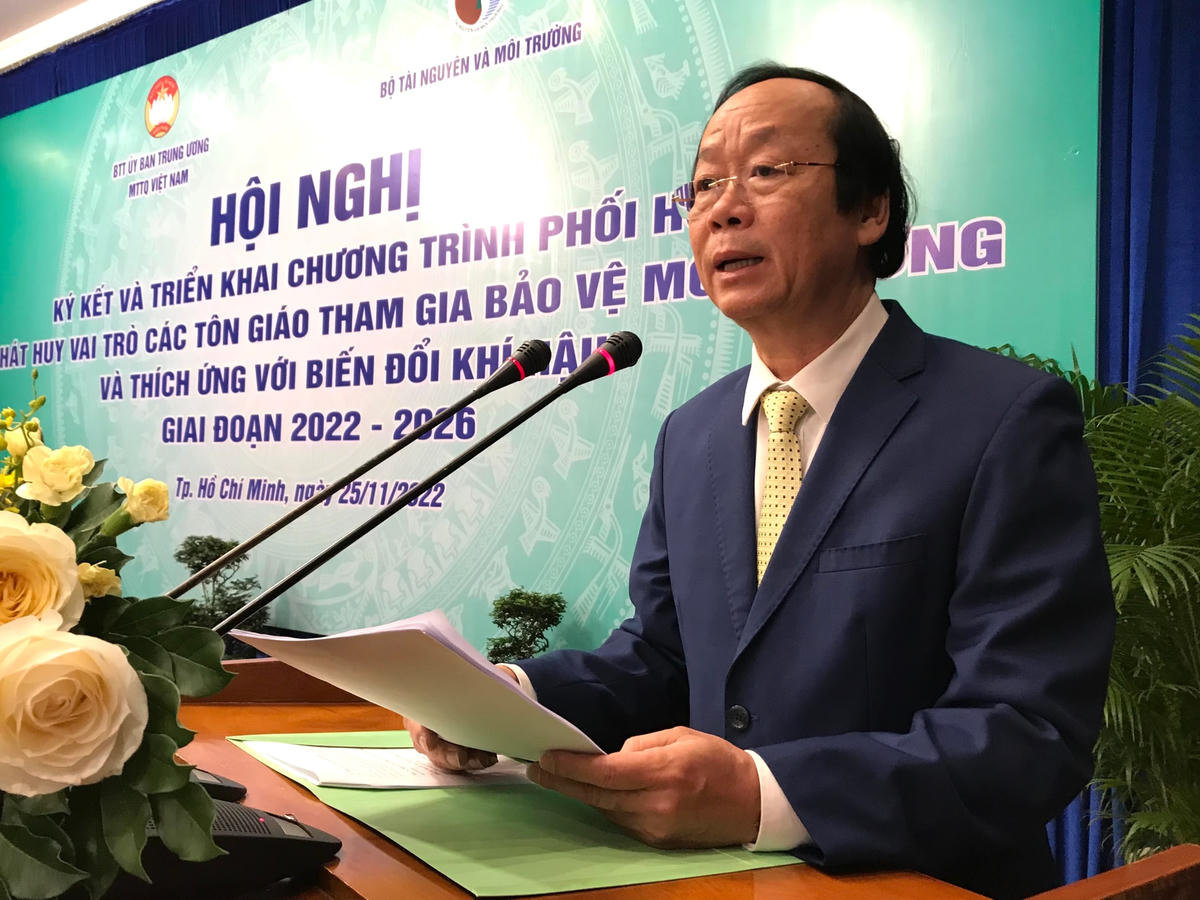 Ông Võ Tuấn Nhân - Thứ trưởng Bộ Tài nguyên và Môi trường phát biểu tại hội nghị.