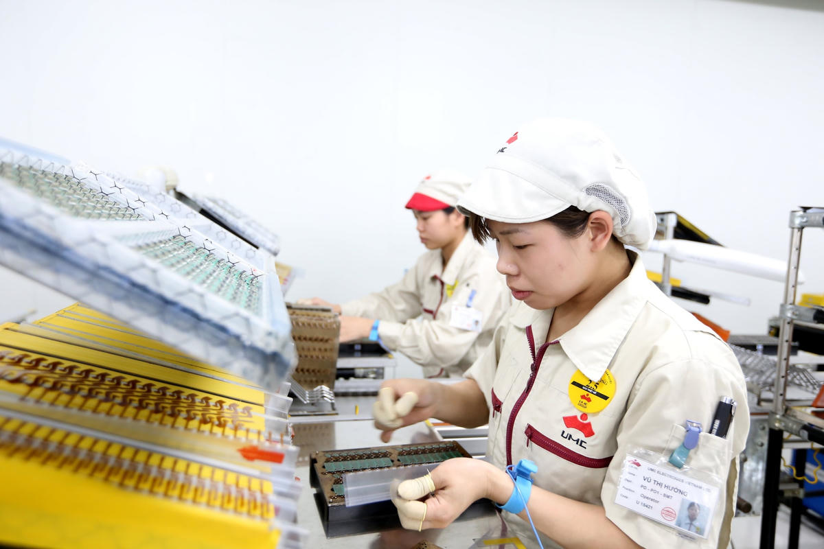 Dòng vốn FDI luôn được đánh giá là tạo ra những “điểm sáng” trong tăng trưởng kinh tế Việt Nam. Ảnh: Quang Vinh.