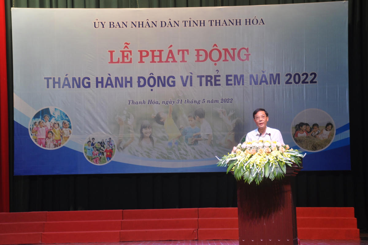 Ông Đầu Thanh Tùng đề nghị các tổ chức chính trị, các hộ gia đình, người dân cần quan tâm hơn nữa đến thế hệ mầm non của đất nước.