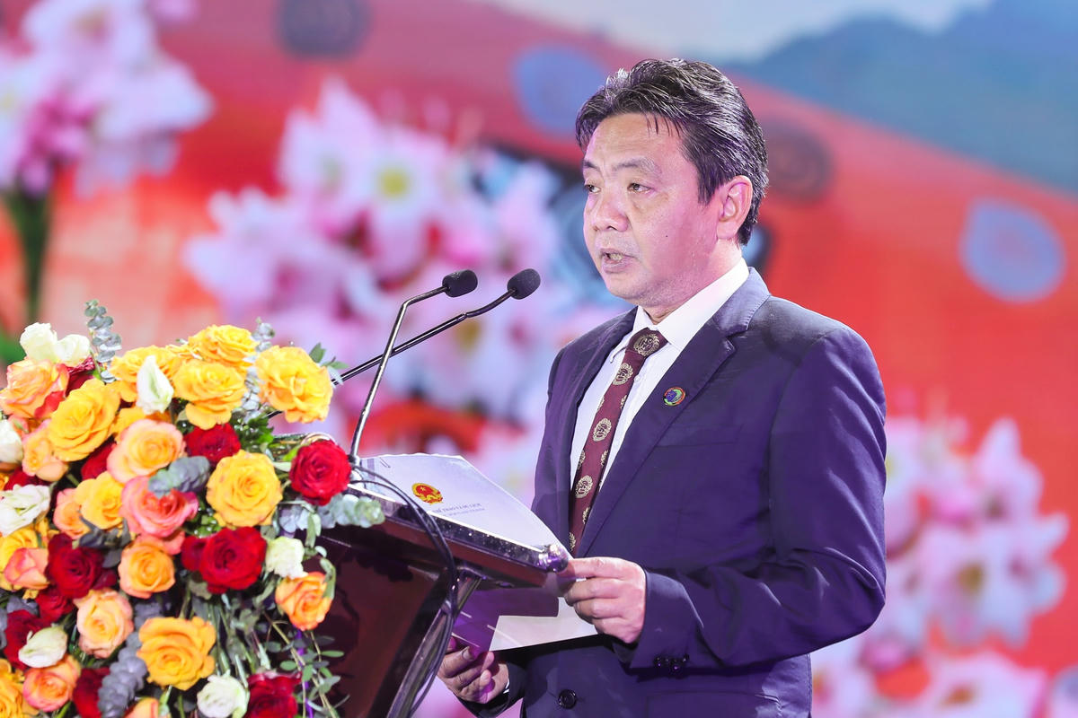 Thứ trưởng Bộ Văn hoá, TT&DL, Phó Chủ tịch Ủy ban Quốc gia UNESCO Việt Nam Hoàng Đạo Cương phát biểu tại buổi lễ.