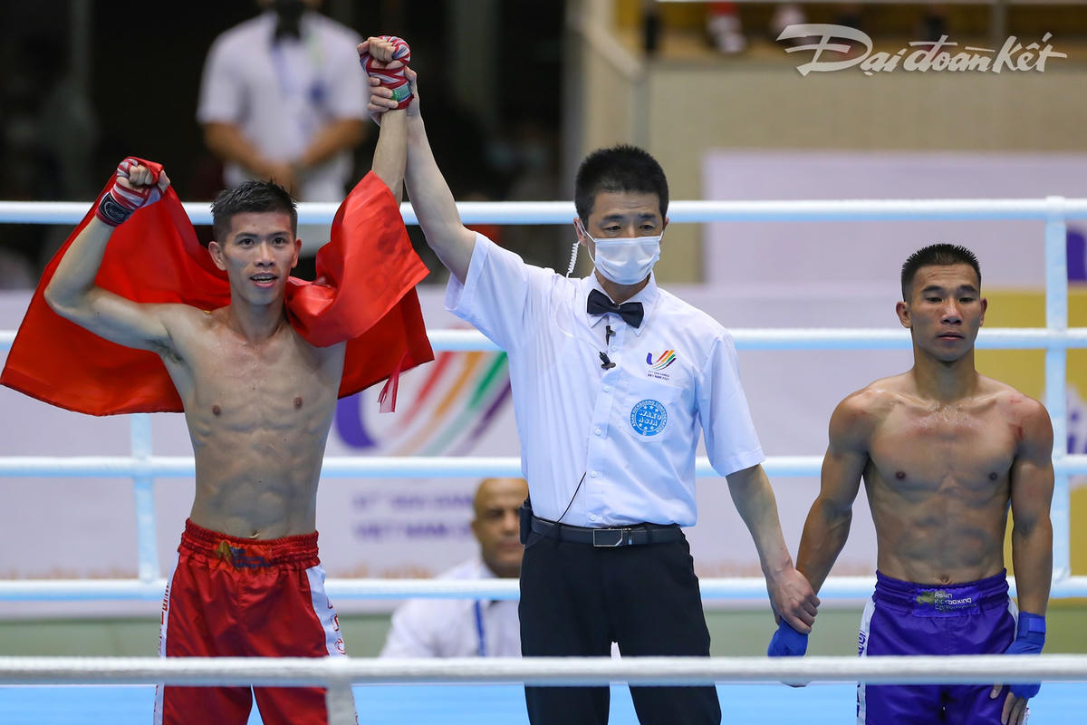 Chiến thắng áp đảo 3-0, Huỳnh Văn Tuấn tiếp nối Nguyễn Thị Hằng Nga, Nguyễn Thế Hưởng, Bùi Hải Linh tiến bước vào bán kết tại hạng cân của mình.