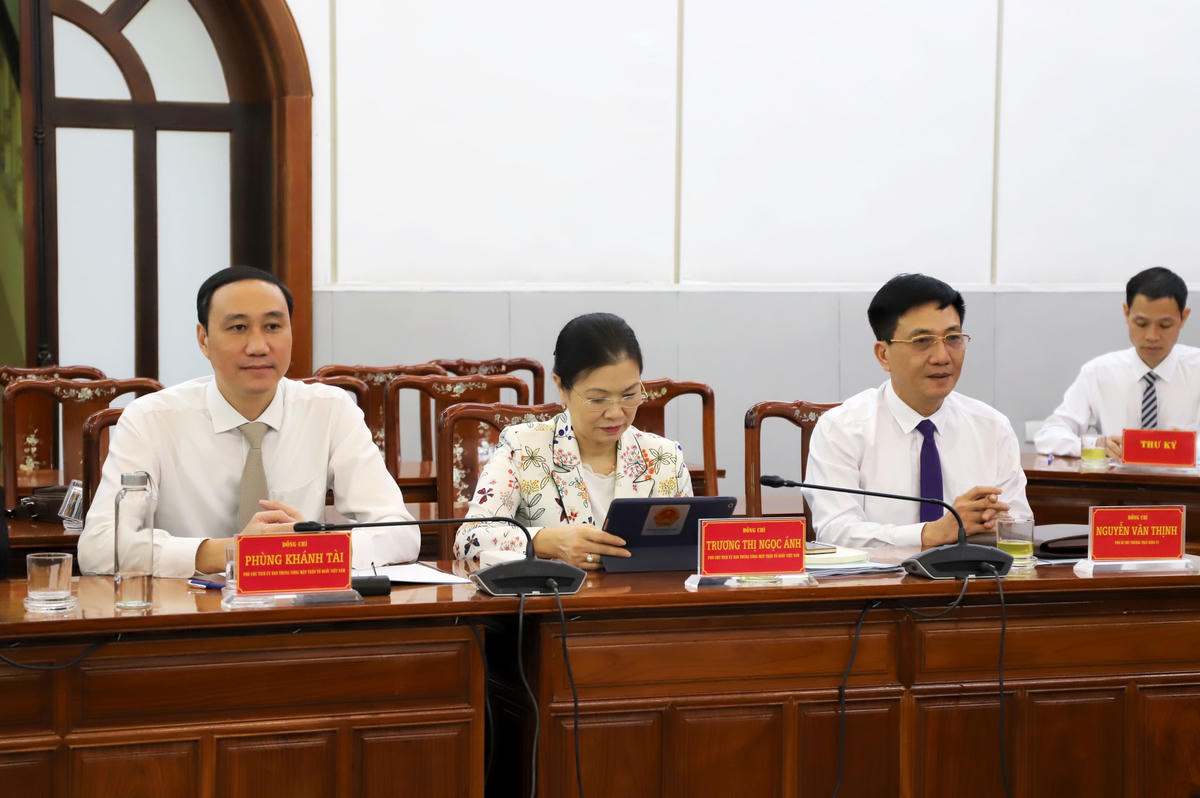 Giữ gìn, phát huy phẩm chất 'Bộ đội Cụ Hồ'