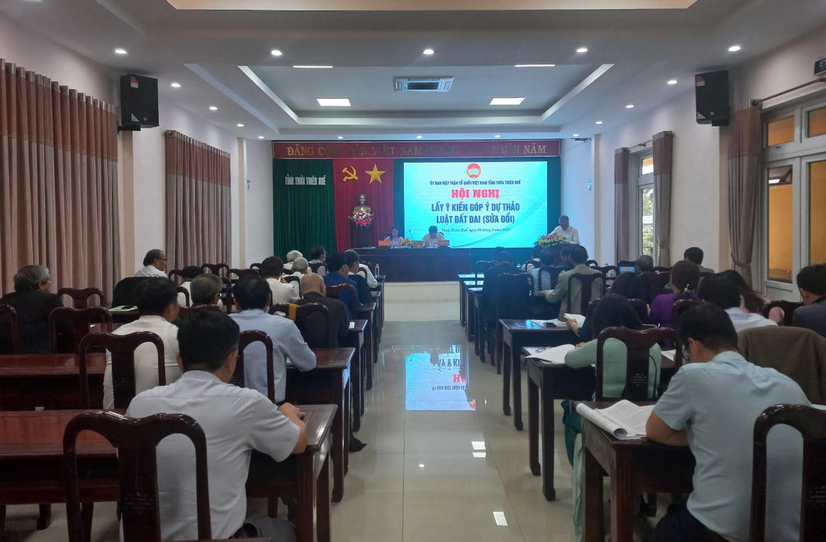Quang cảnh hội nghị.
