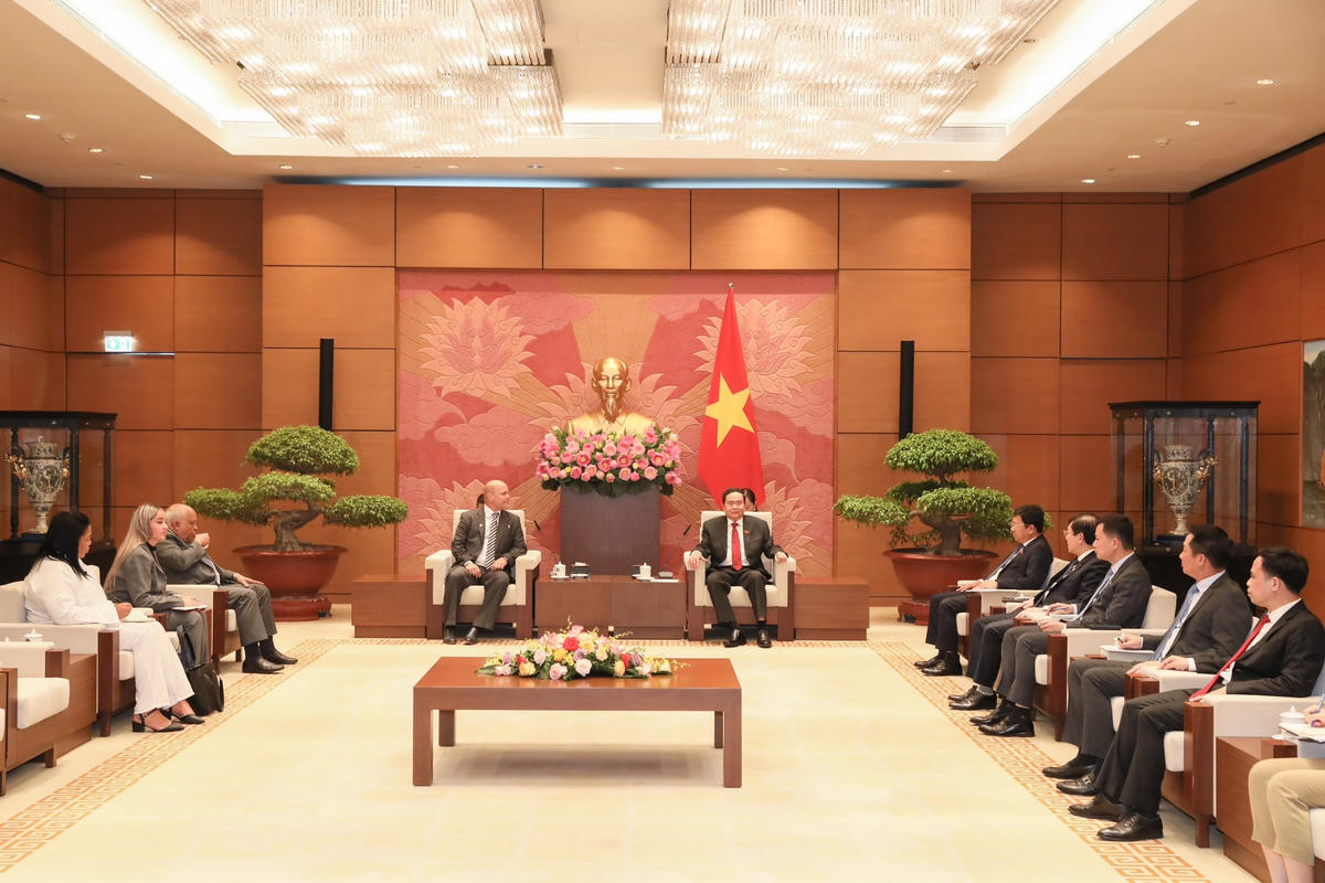 Quang cảnh buổi tiếp.
