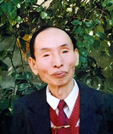Nhà thơ Đoàn Văn Cừ.  