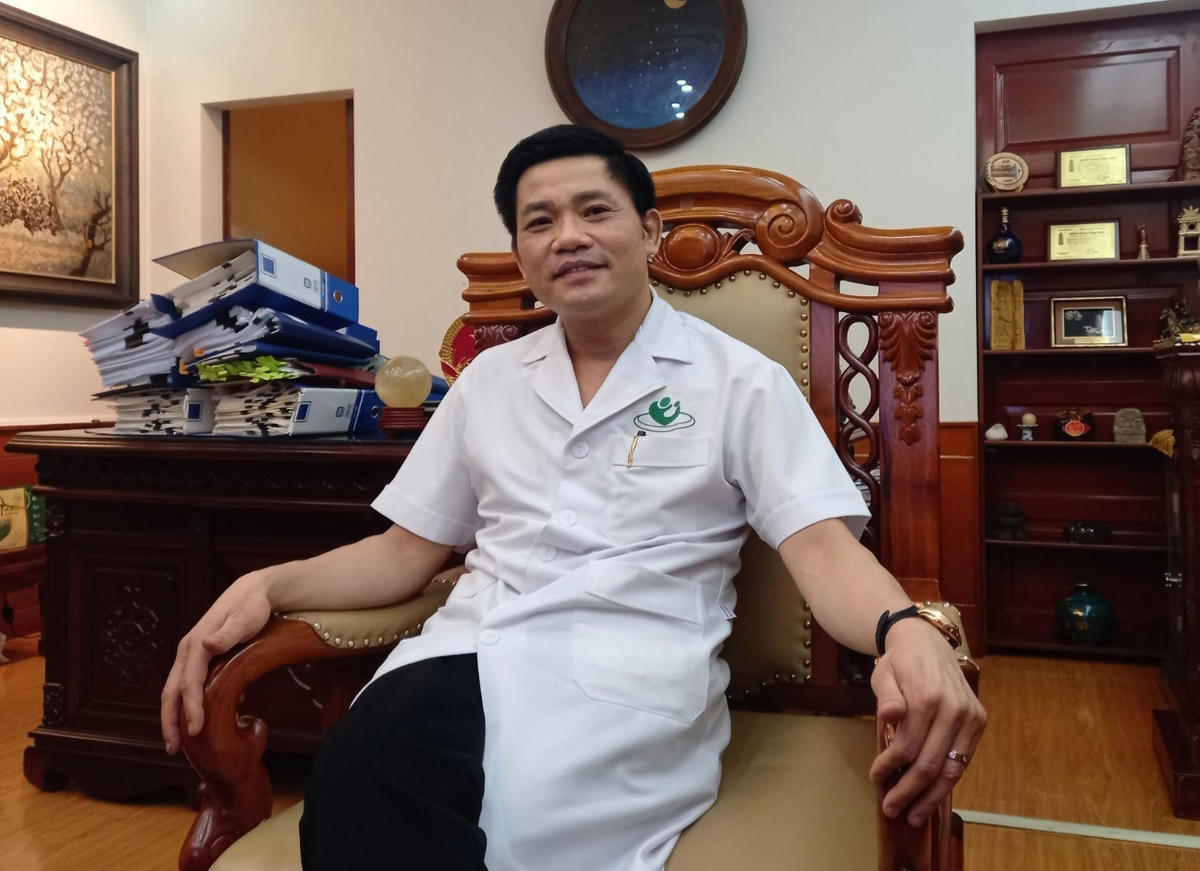 Tăng phụ cấp cho cán bộ y tế: Không thể chậm trễ