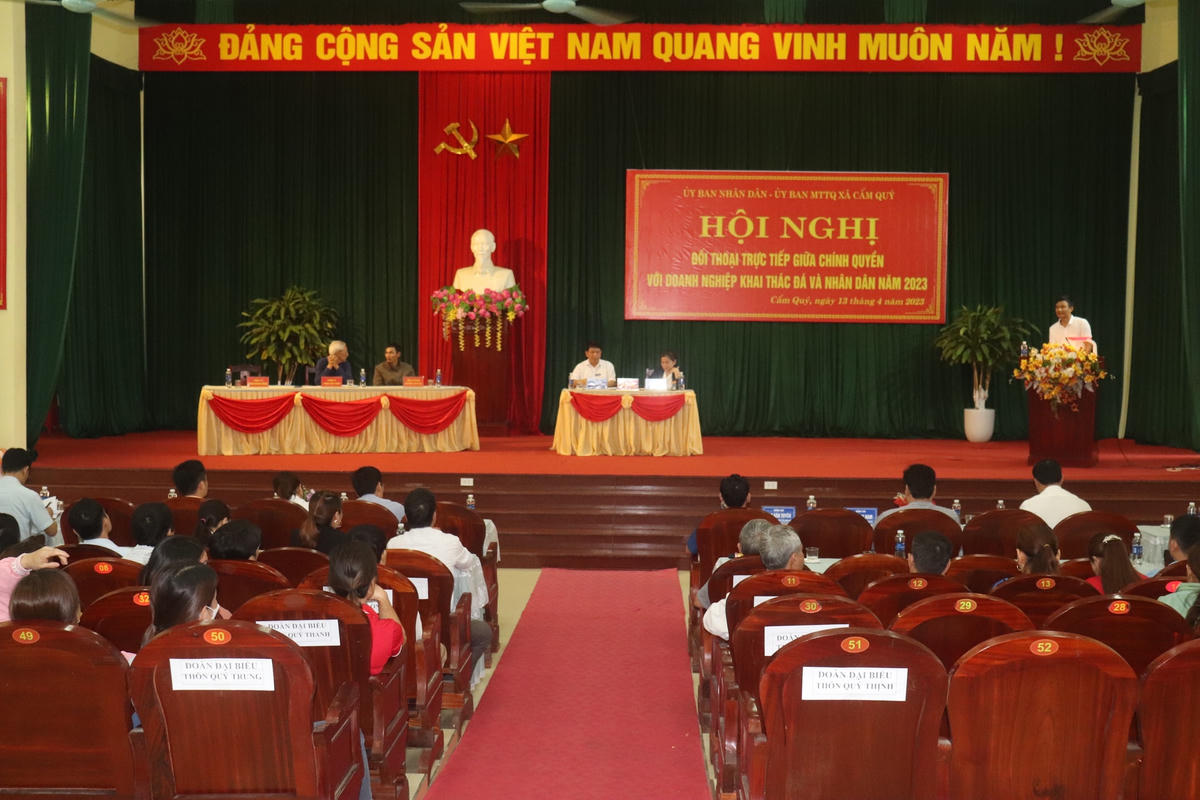 Hội nghị đối thoại giữa đại diện 3 mỏ đá và gần 60 hộ dân đã đạt được một số kết quả cụ thể.