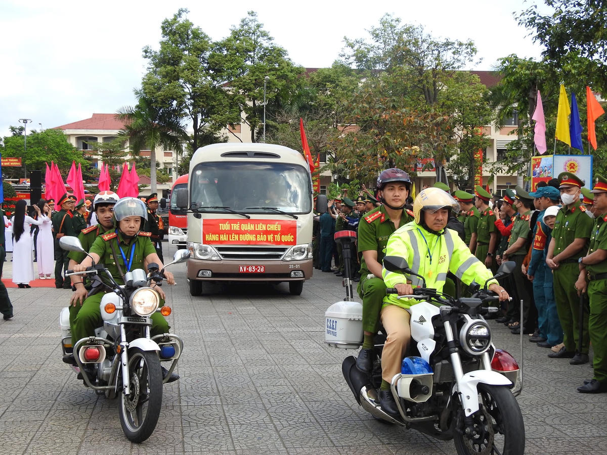 b-ho-tong0613.jpg