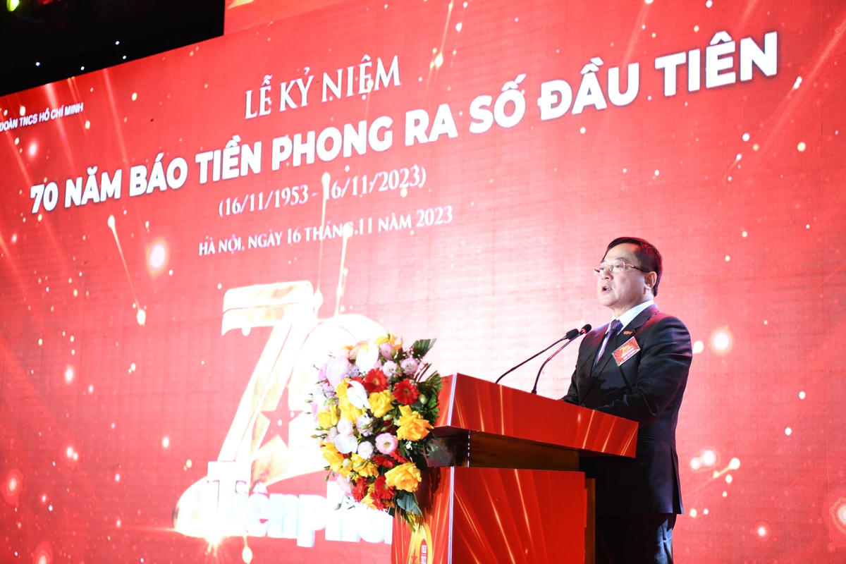 Ông Lê Xuân Sơn - Tổng Biên tập Báo Tiền Phong chia sẻ: Báo Tiền Phong - diễn đàn của tuổi trẻ cả nước đã ra đời trong ngọn lửa chiến tranh cách mạng giành độc lập tự do, bảo vệ Tổ quốc. 