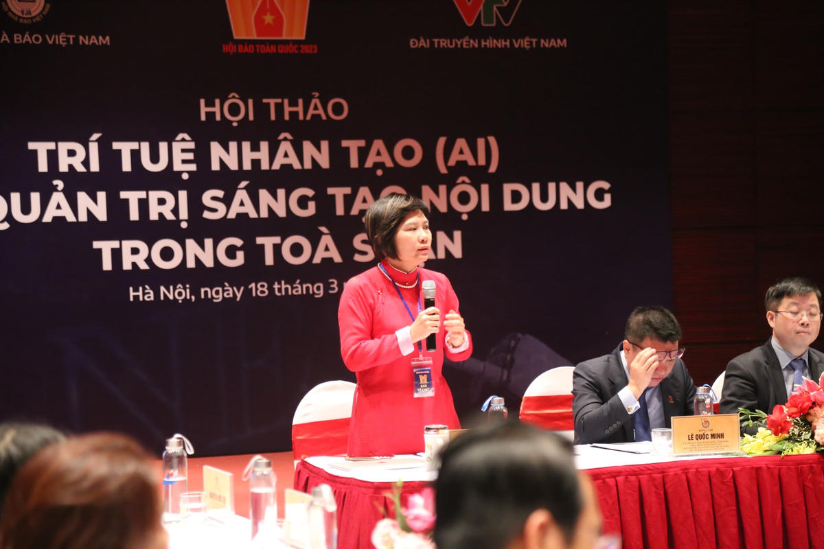 PGS.TS Đỗ Thị Thu Hằng, Trưởng ban Nghiệp vụ Hội Nhà báo Việt Nam.