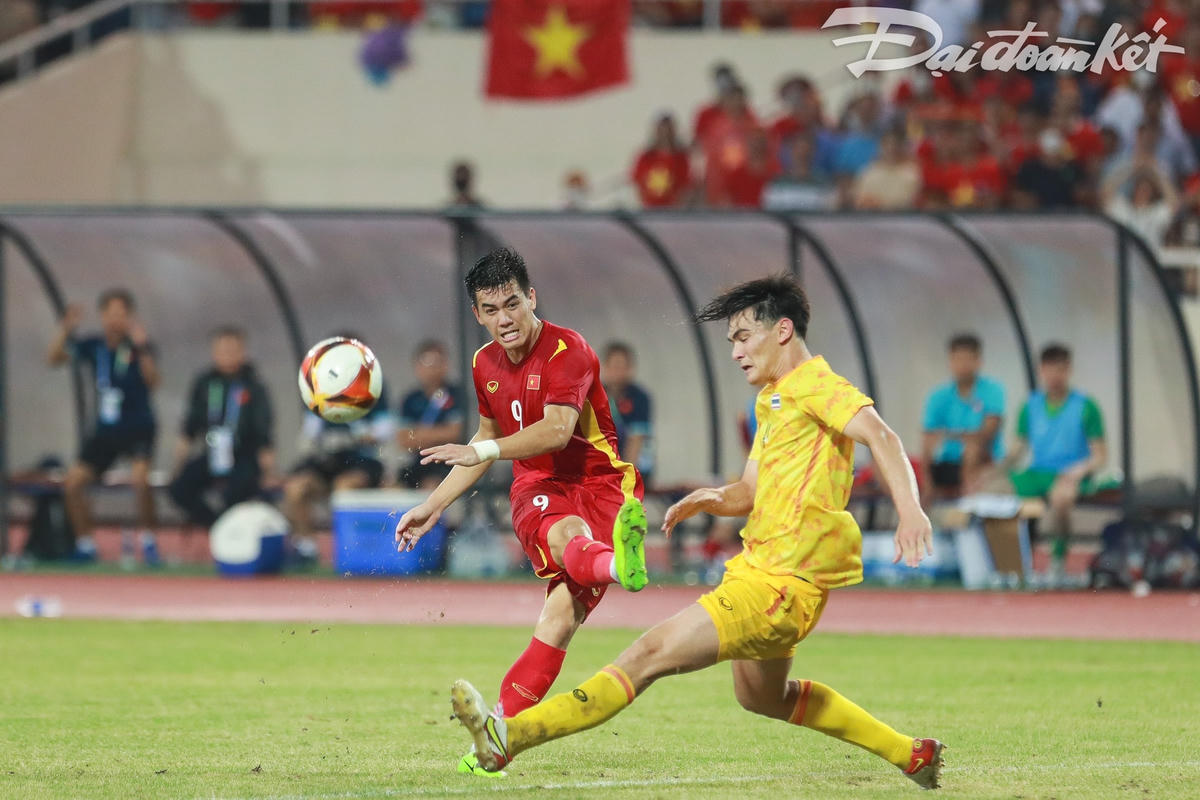 Với kết quả này, U23 Việt Nam bảo vệ thành công Huy chương Vàng SEA Game giành được tại Philippines năm 2019. Đây cũng là lời kết đẹp của HLV Park Hang-seo tặng người hâm mộ cả nước trước khi ông chuyển sang dẫn dắt đội tuyển quốc gia.
