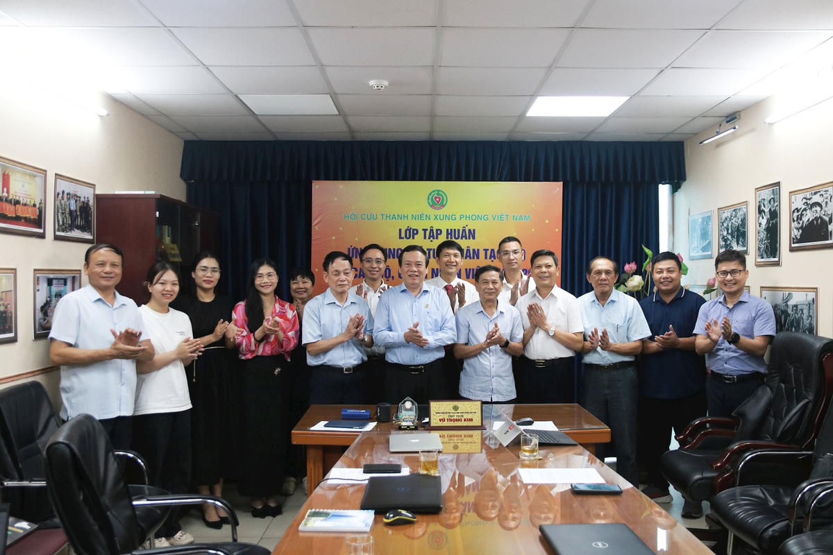 Đại biểu chụp ảnh lưu niệm tại lớp tập huấn. Ảnh: Tiến Đạt.