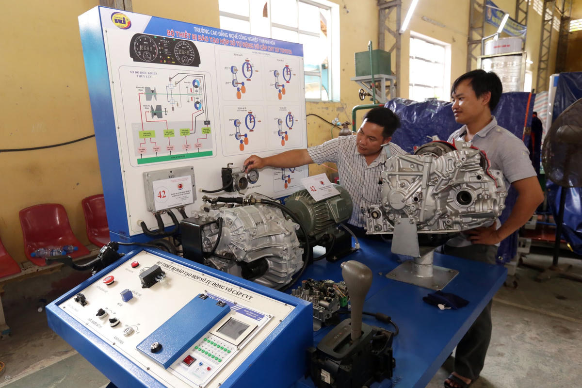 Mục tiêu của Đề án đến năm 2030, khoảng 50% lao động được chuẩn hóa trình độ kỹ KNNQG.