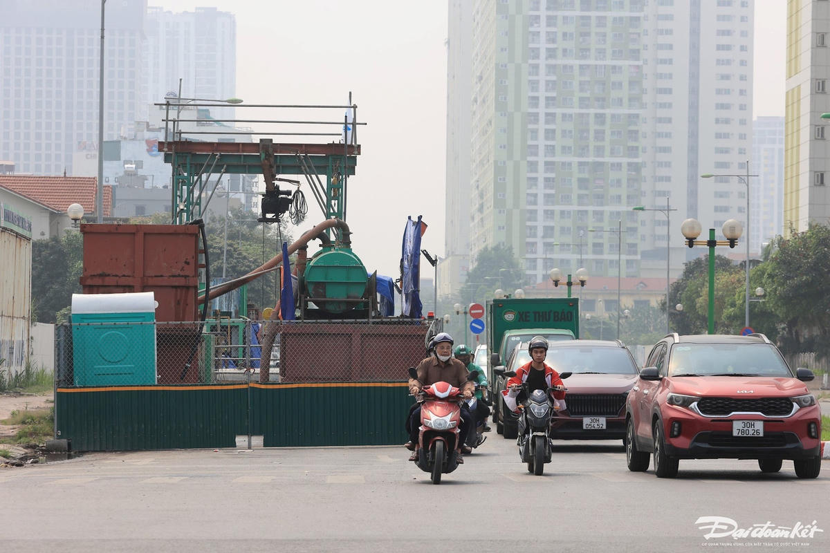 lo_cot-le-khanh1.jpg