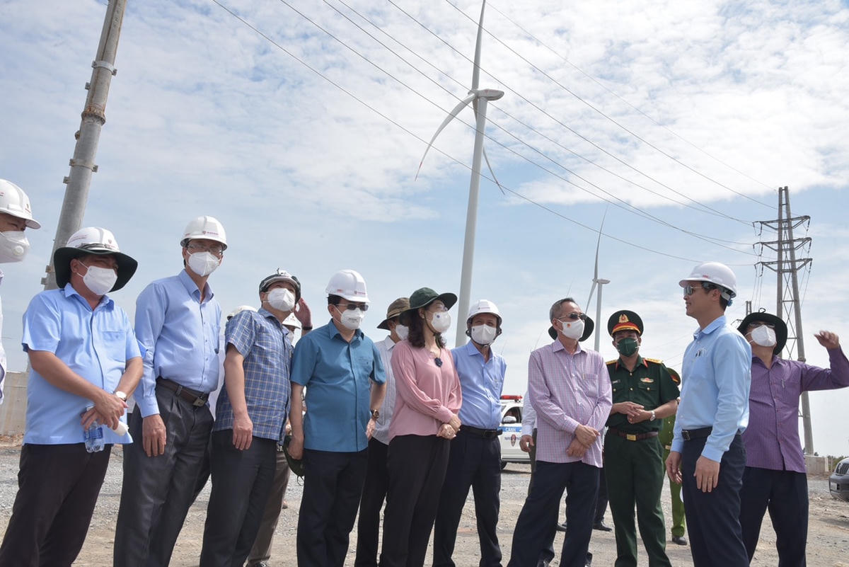 Lãnh đạo tỉnh Bạc Liêu đã ban hành nhiều văn bản chỉ đạo, đôn đốc, nhắc nhở các ngành, các cấp trong tỉnh và tổ chức cả đoàn kiểm tra đi thực tế để tháo gỡ khó khăn cho từng dự án trên địa bàn tỉnh.