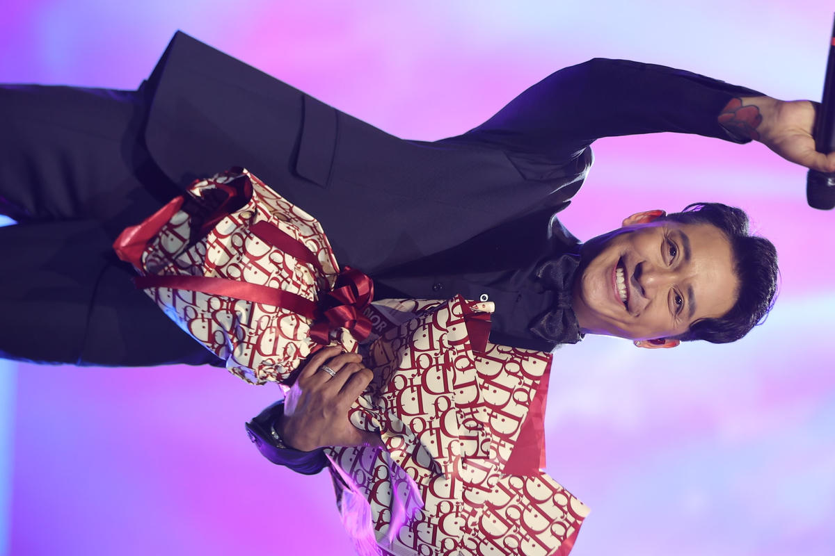 Thanh Lam - Tuấn Hưng kết hợp ấn tượng trong liveshow 'Chị tôi'