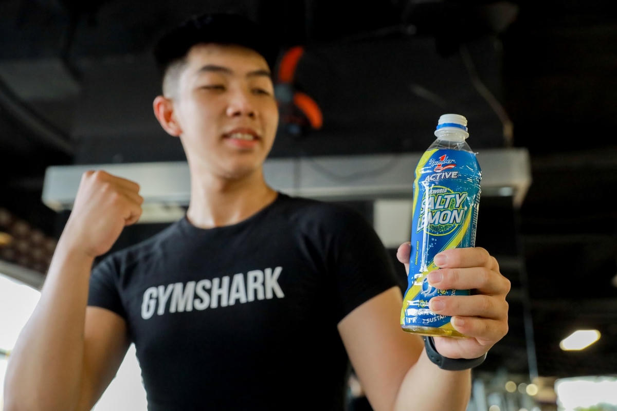 Number 1 Active Chanh Muối giúp bù nước bù khoáng cho cơ thể khi vận động liên tục.