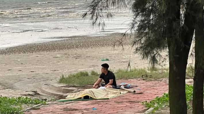 Nạn nhân là khách du lịch đến tắm biển tại Trà Cổ (TP Móng Cái, Quảng Ninh).