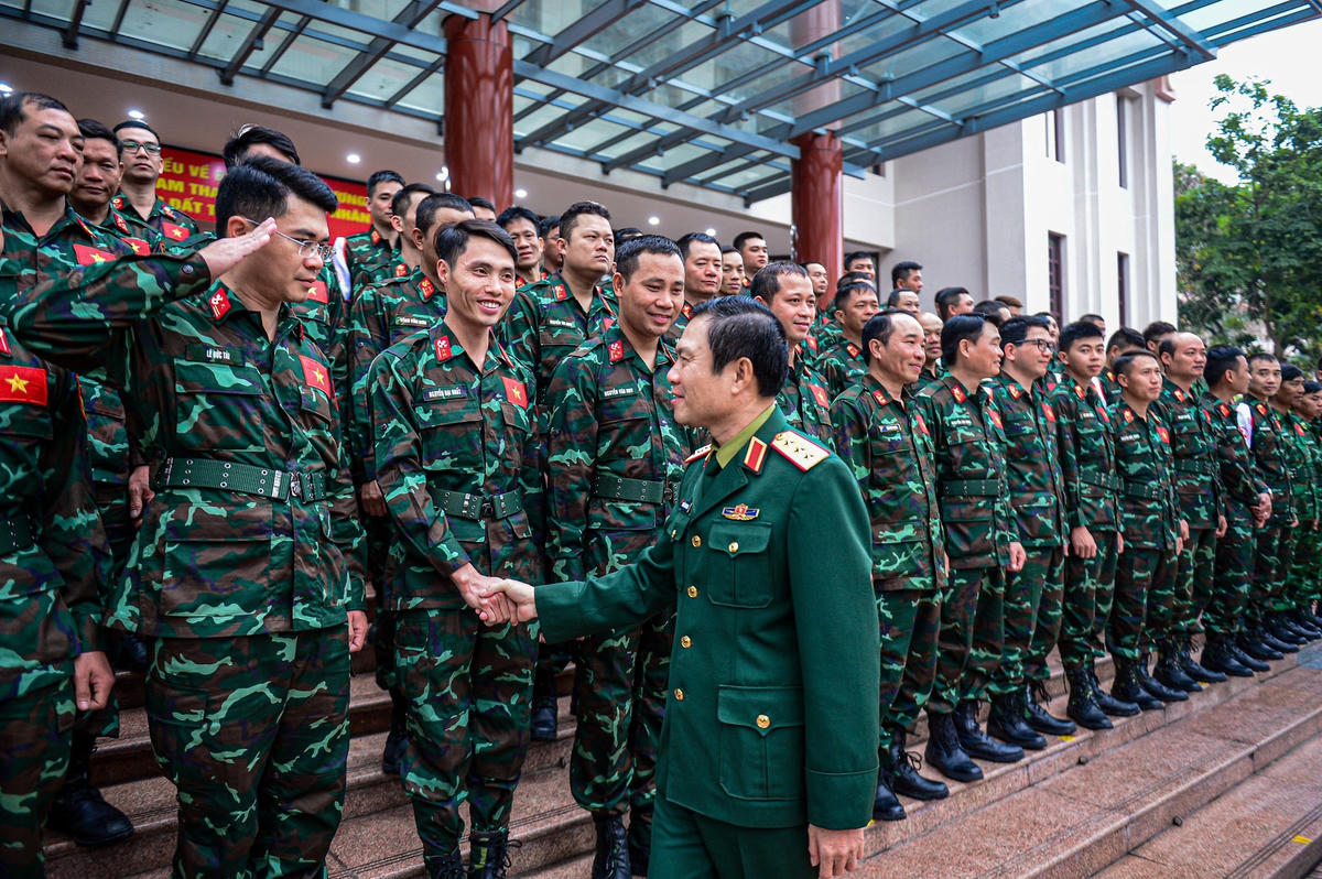Trong điều kiện thời tiết khắc nghiệt, ăn, nghỉ, sinh hoạt hết sức khó khăn nhưng đoàn công tác đã đoàn kết, nỗ lực khắc phục, phối hợp tốt với lực lượng của Thổ Nhĩ Kỳ, lực lượng của các nước khác, tham gia hiệu quả công tác tìm kiếm, cứu hộ, cứu nạn các nạn nhân bị vùi lấp và các hoạt động hỗ trợ nhân đạo được cộng đồng quốc tế, Chính phủ và nhân dân Thổ Nhĩ Kỳ đánh giá cao.