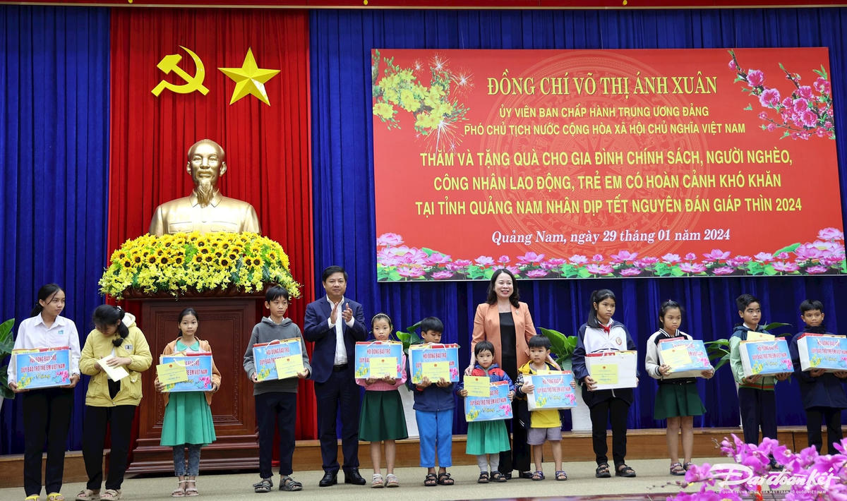 W_tang-qua-4.jpg