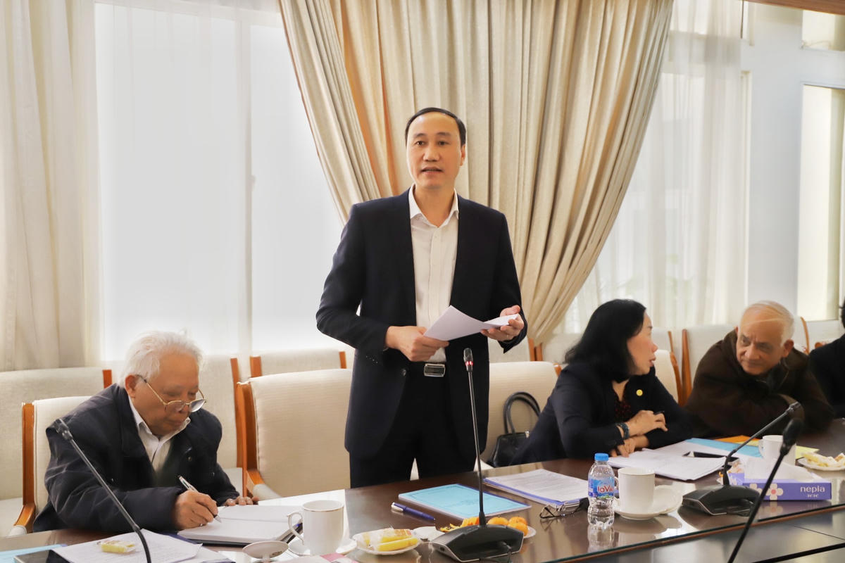 Phó Chủ tịch Phùng Khánh Tài phát biểu tại Hội nghị.