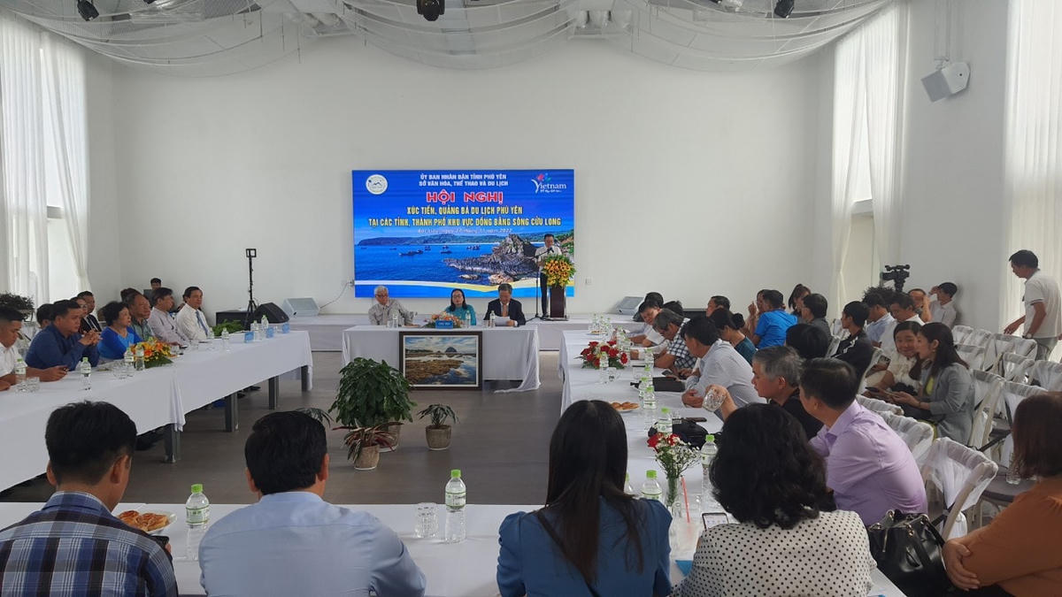 Quang cảnh Hội nghị xúc tiến, quảng bá du lịch Phú Yên tại các tỉnh, thành phố khu vực Đồng bằng sông Cửu Long.