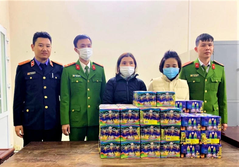 Trong dịp Tết Nguyên đán, Công an huyện Hương Khê đã phát hiện, bắt giữ nhiều đối tượng có hành vi mua bán, vận chuyển, tàng trữ sử dụng pháo nổ trái phép.