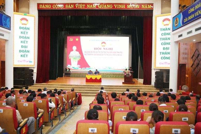 Quang cảnh hội nghị.