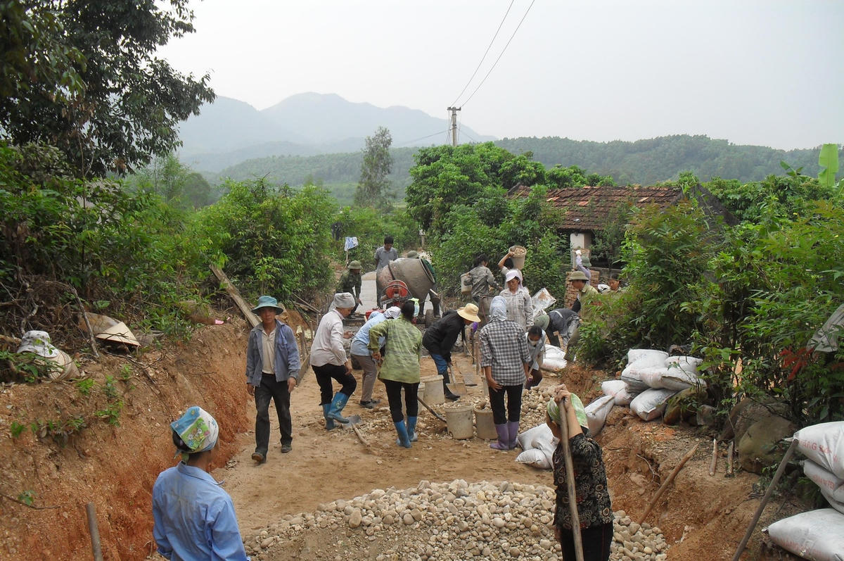 Bắc Giang đẩy mạnh phát triển kinh tế - xã hội và xây dựng cơ sở hạ tầng vùng đồng bào dân tộc thiểu số và miền núi.