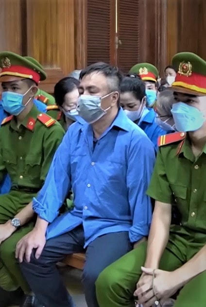 Cựu Giám đốc BV Mắt TP HCM muốn bồi thường một phần hậu quả, với số tiền là 1 tỷ đồng. Ảnh: Trung Hậu.