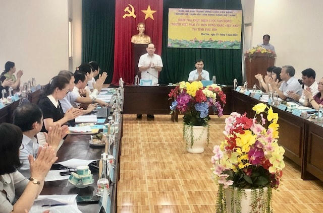 Quang cảnh buổi làm việc.
