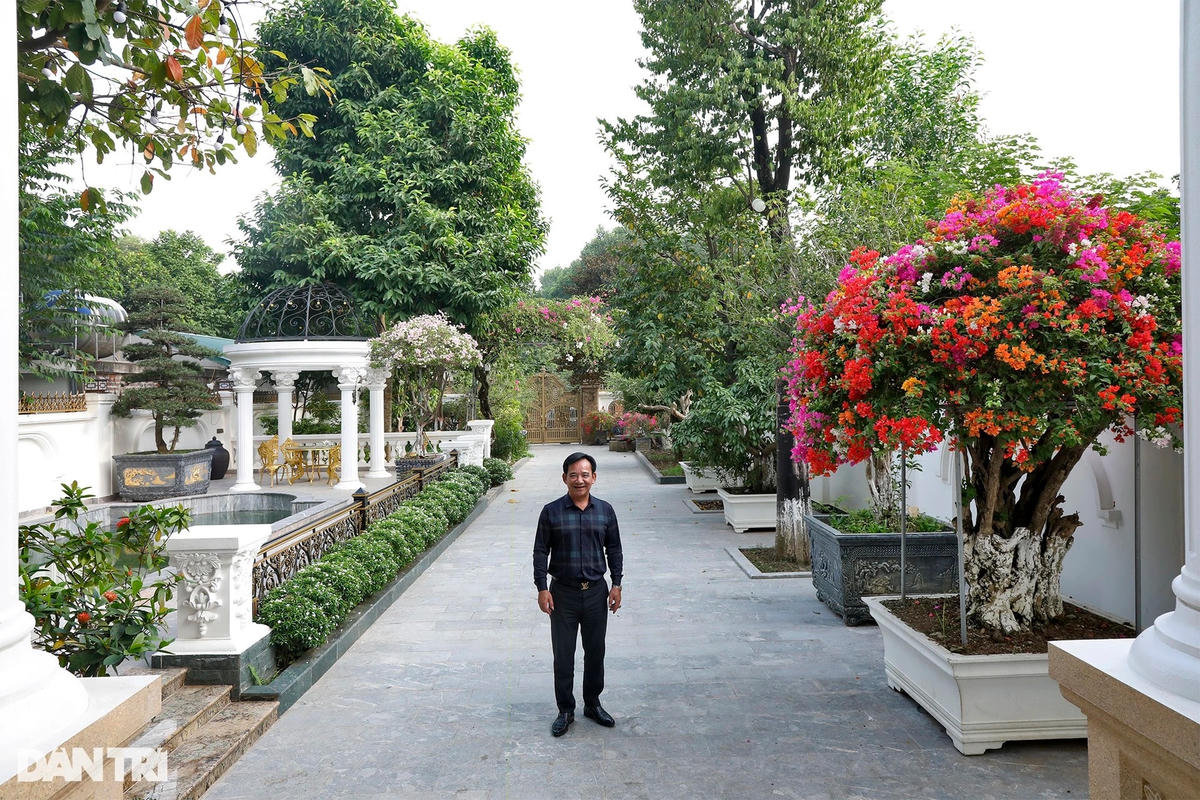 Biệt thự nhà vườn như lâu đài của "Đại gia chân đất" Quang Tèo
