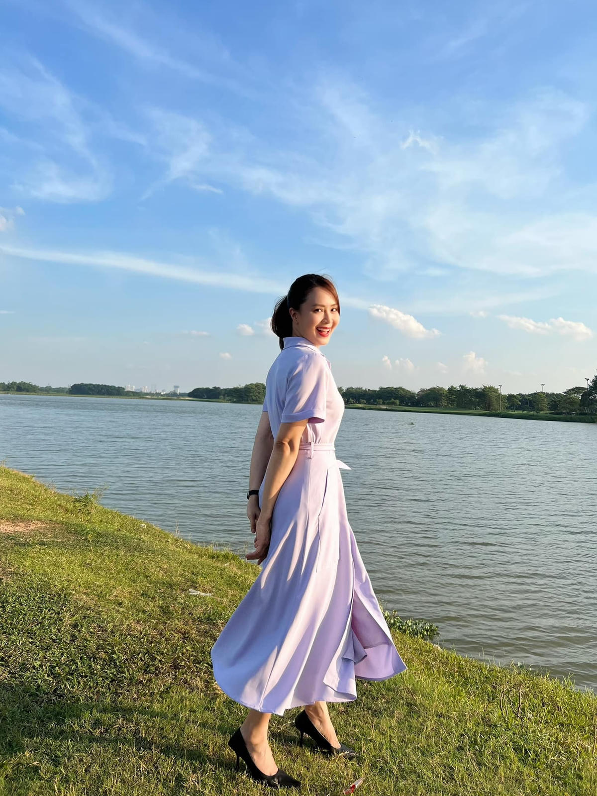 Thời gian này, Hồng Diễm rục rịch quay trở lại trong phim "Người vợ tốt". 