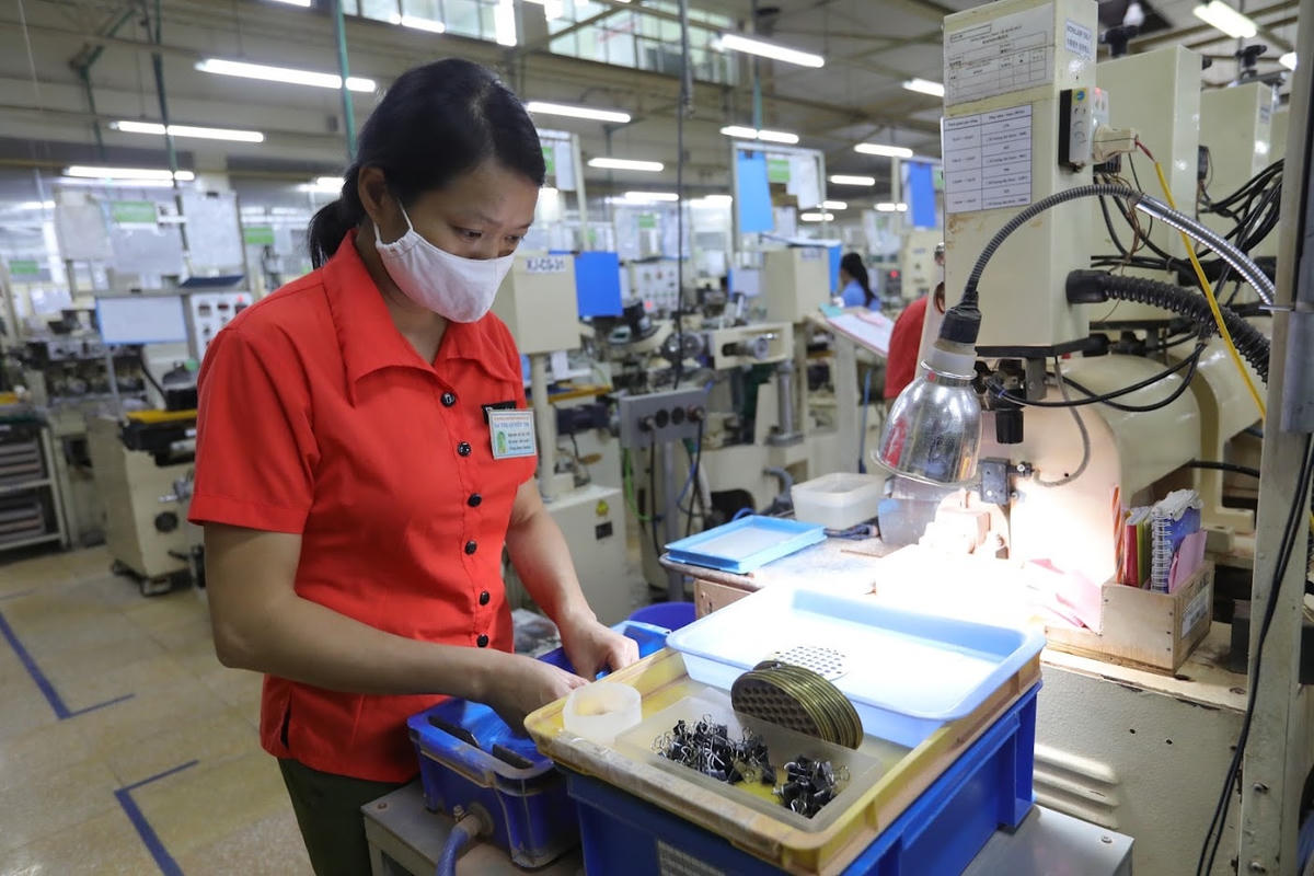 Nhiều giải pháp gỡ khó cho doanh nghiệp. Ảnh: Quang Vinh.
