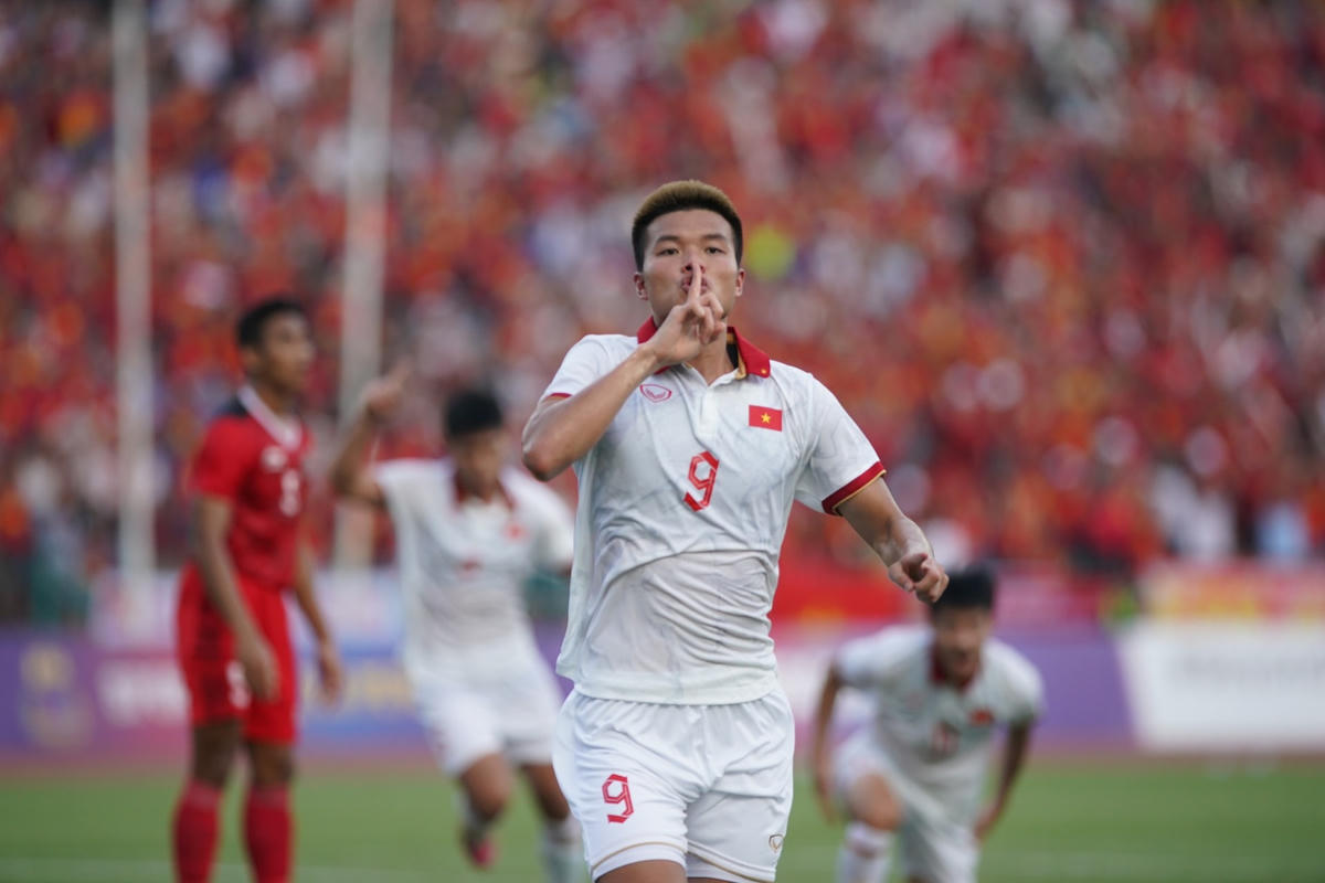 Niềm vui của các cầu thủ U22 Việt Nam sau khi gỡ hòa 2-2.