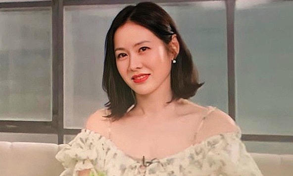 Son Ye Jin cắt tóc, hạnh phúc khi sắp đón con đầu lòng. 